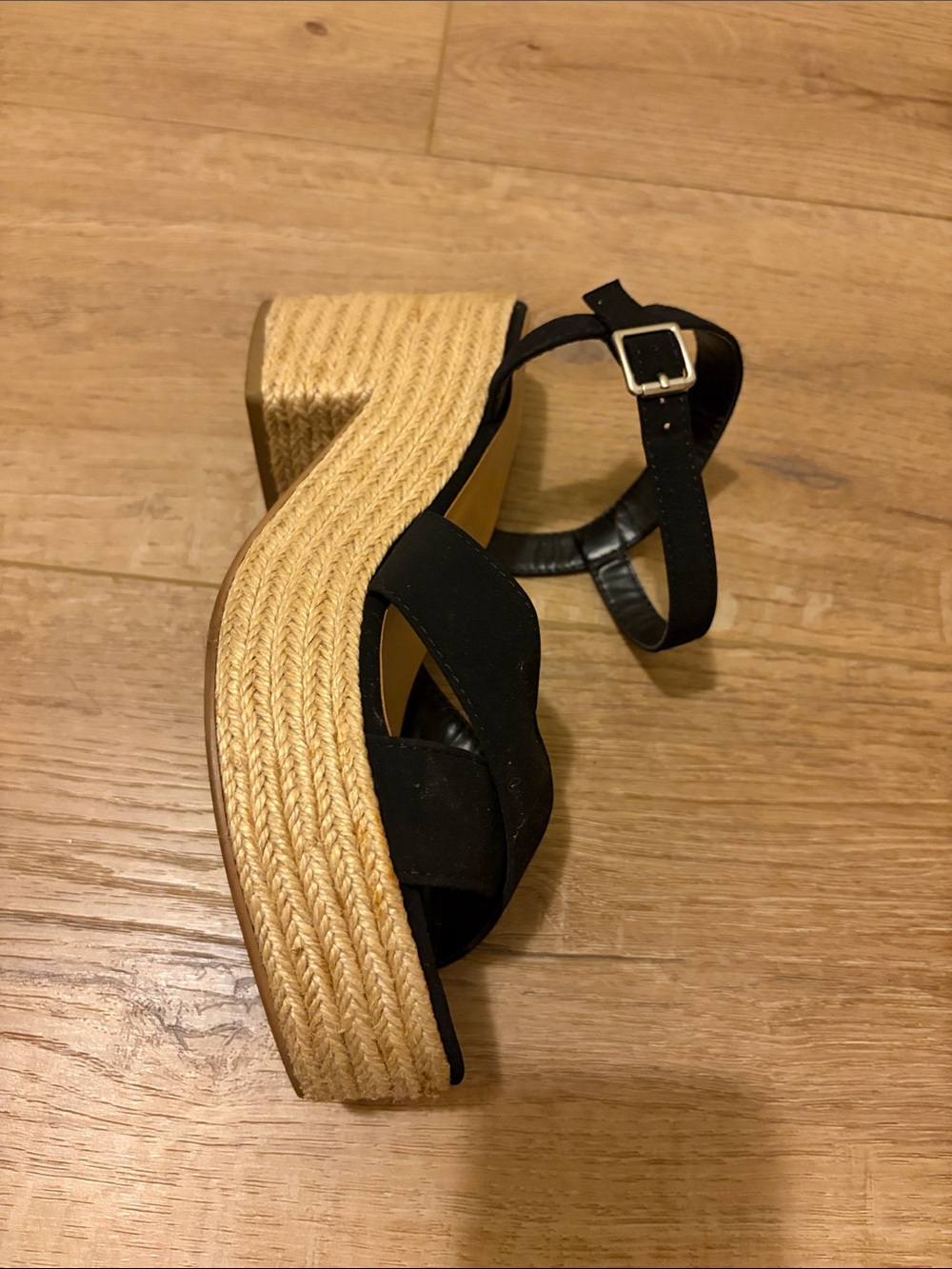 Black Crisscross Wedge Sandals SODA